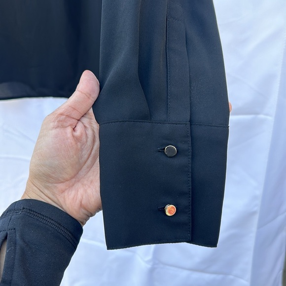 Top - Picture 4 of 7